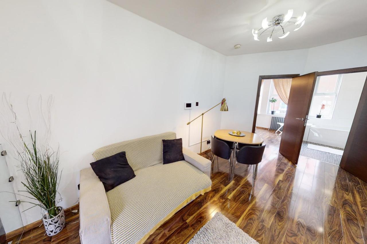 Modern 2 Bed Flat In Paddington Near Hyde Park For Up To 4 People Appartamento Londra Esterno foto
