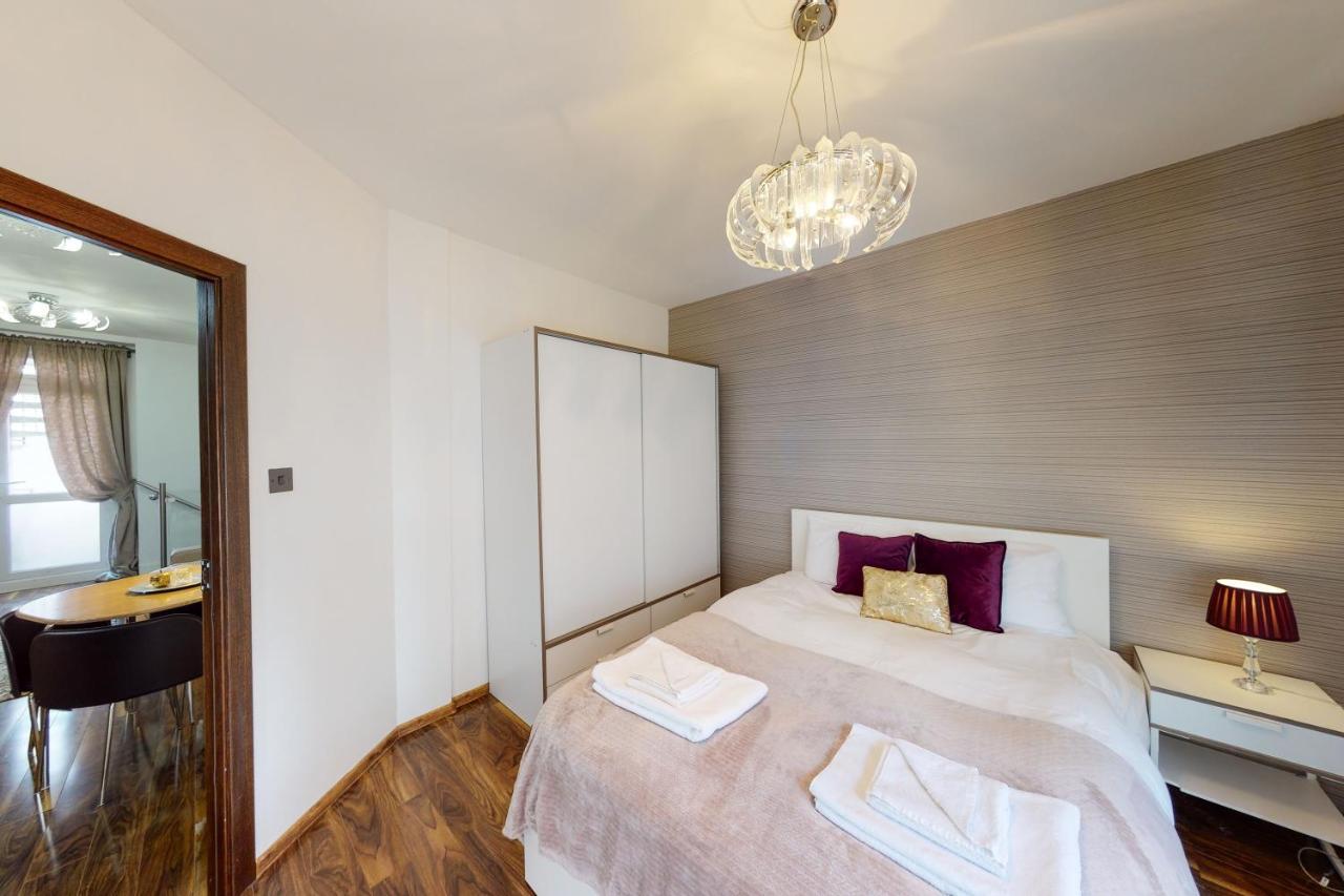 Modern 2 Bed Flat In Paddington Near Hyde Park For Up To 4 People Appartamento Londra Esterno foto