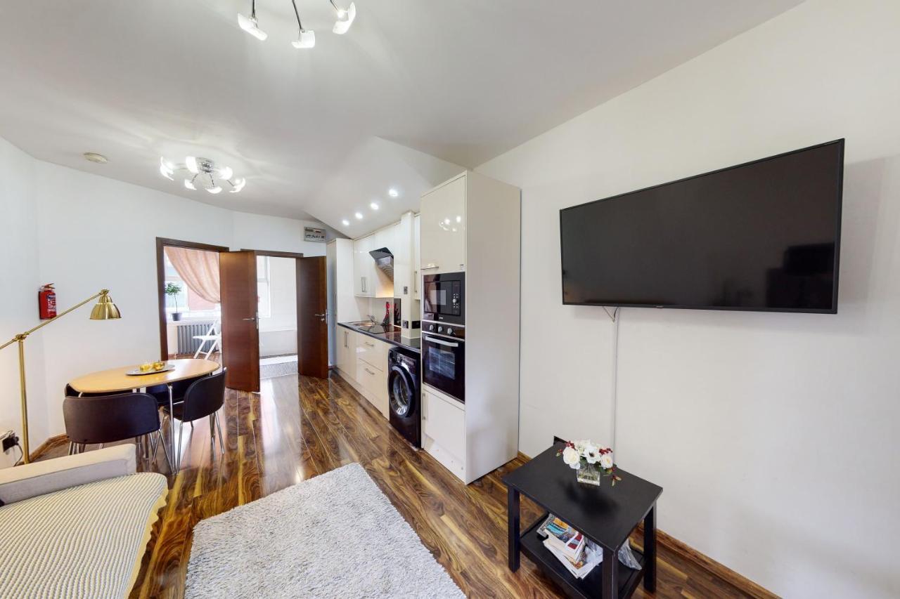 Modern 2 Bed Flat In Paddington Near Hyde Park For Up To 4 People Appartamento Londra Esterno foto